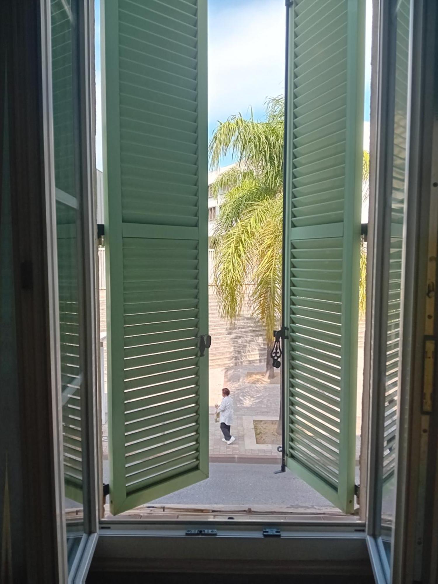 Private Room Full Furnished In Cannes Exterior foto